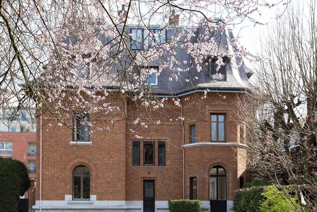 Πανσιόν La Villa Carree Λιλ